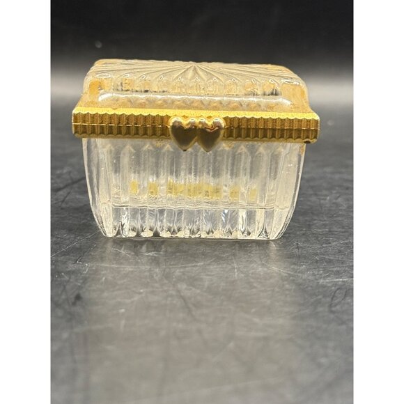 Vintage Cut 24% Lead Crystal Casket Jewelry Trinket Hinged Box Gold Heart Clasp - Picture 1 of 8